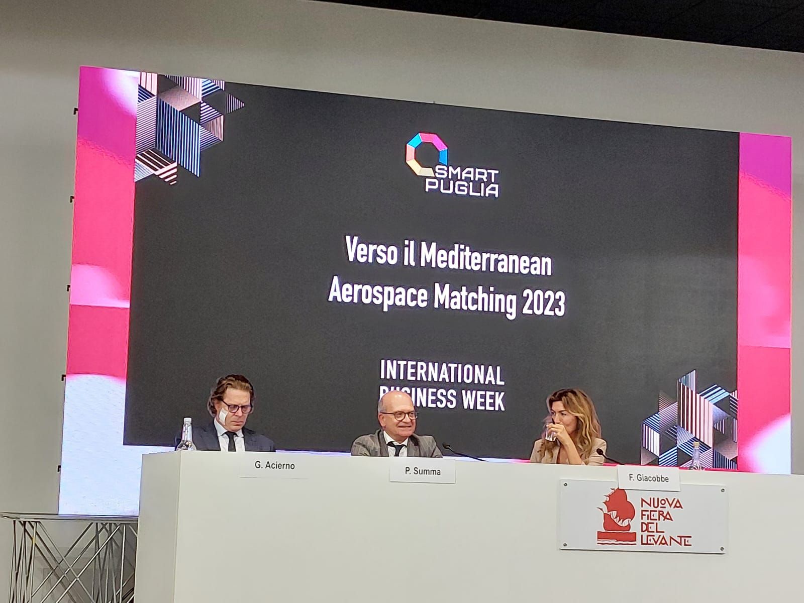 In Fiera il workshop sull’aerospazio pugliese “Verso il Mediterranean Aerospace Matching 2023”. Aerospazio pugliese: fatturato da 1,5 miliardi