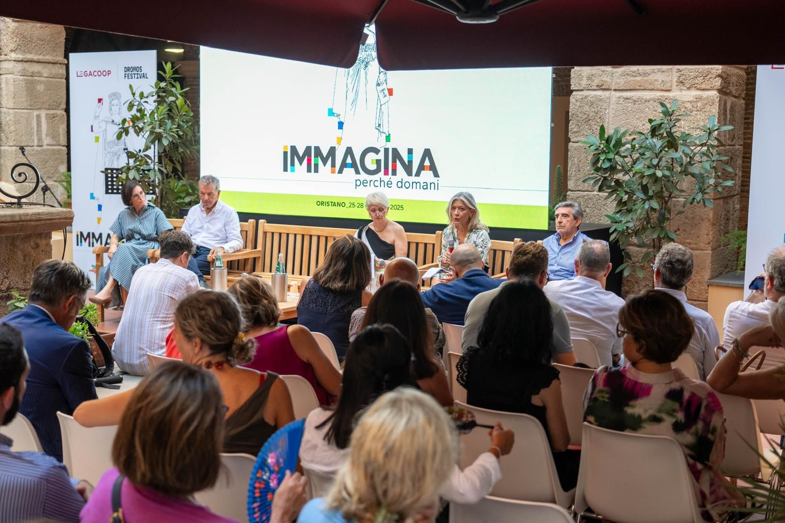 In arrivo una nuova edizione di Equity e Minibond. L’annuncio della presidente di Puglia Sviluppo, Grazia D’Alonzo, al Festival dello Sviluppo Sostenibile di Oristano In arrivo una nuova edizione di Equity e Minibond. L’annuncio della presidente di Puglia Sviluppo, Grazia D’Alonzo, al Festival dello Sviluppo Sostenibile di Oristano